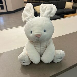 Baby Gund White Plush Bunny-bear sings and plays peek a boo! Ears flop w/music